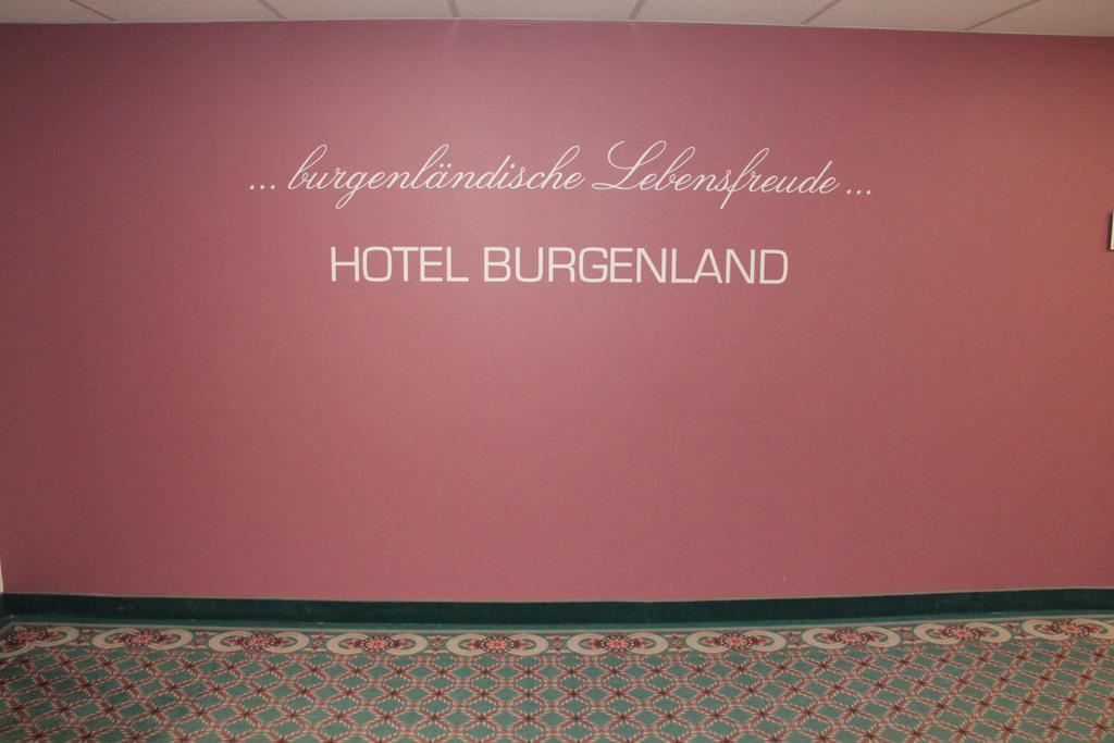 Hotel Burgenland 아이젠슈타트 외부 사진