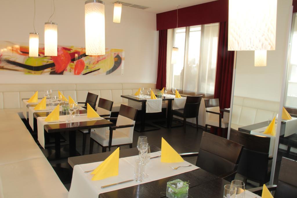 Hotel Burgenland 아이젠슈타트 외부 사진