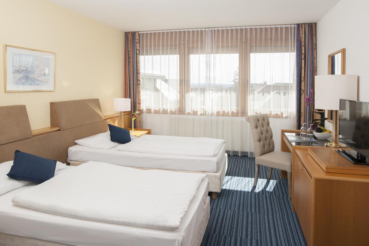 Hotel Burgenland 아이젠슈타트 외부 사진